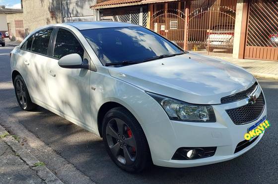 CHEVROLET CRUZE 1.8 LT 16V FLEX 4P AUTOMÁTICO CHEVROLET CRUZE 1.8 LT 16V FLEX 4P AUTOMÁTICO